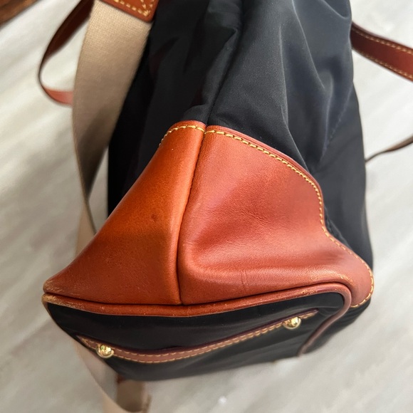 Dooney & Bourke large tote - Picture 8 of 16